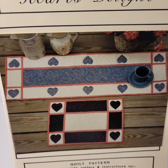 Lucky Duck Designs Hearts Delight Quilt Pattern Table Runner Placemat - Picture 2 of 5